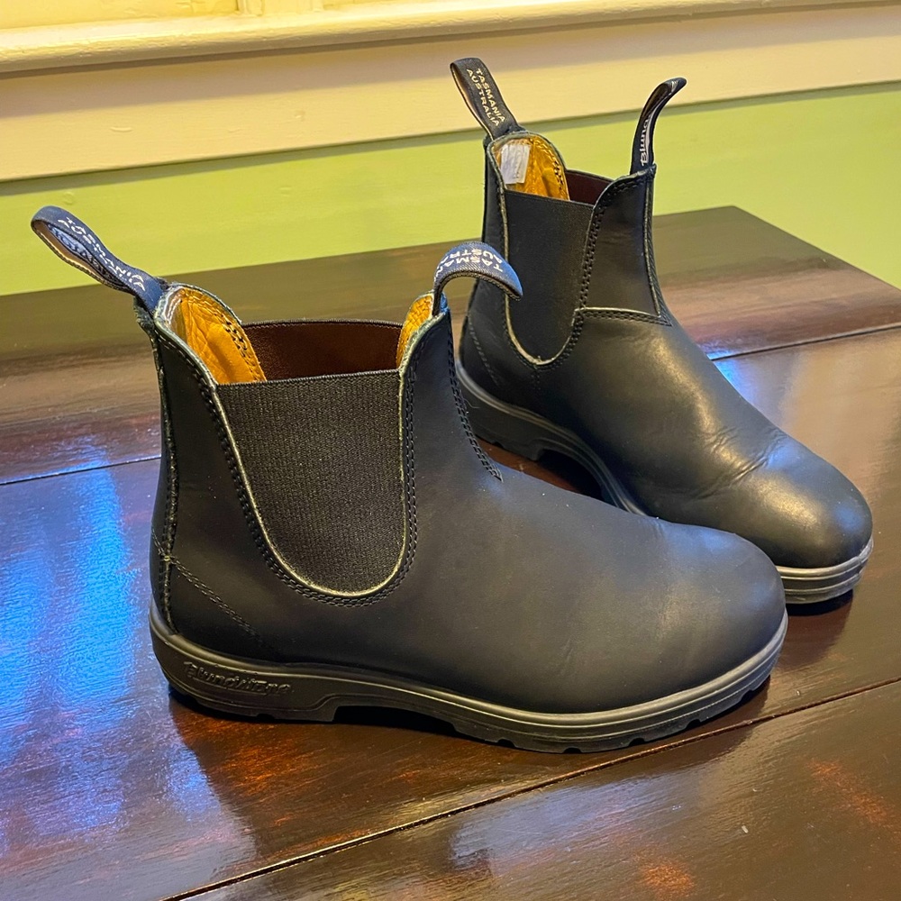 Blundstone all-black leather Chelsea boot UK 7.5 Mens US 8.5